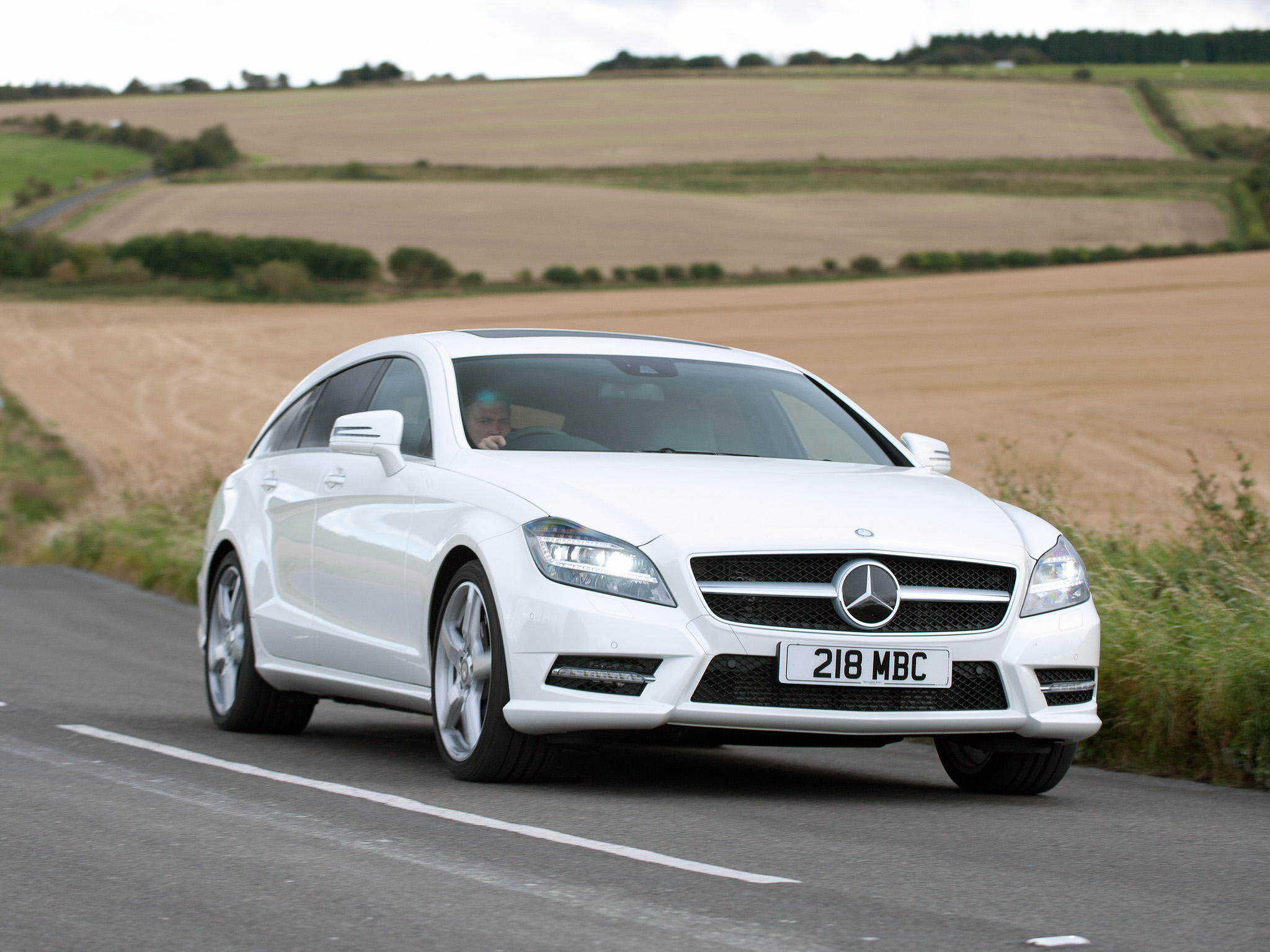 MercedesBenz CLS Shooting Brake (X218) CLS 500 (408 Hp) 4MATIC